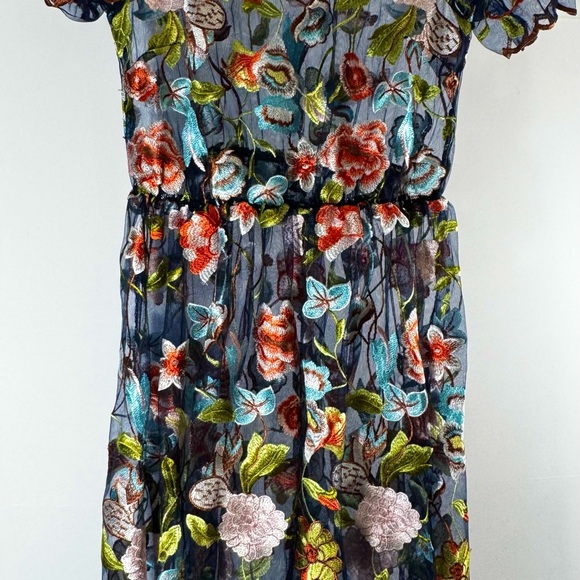 LuLaRoe Floral Embroidered Medium Navy Short Sleeve Dress M - Picture 3 of 14